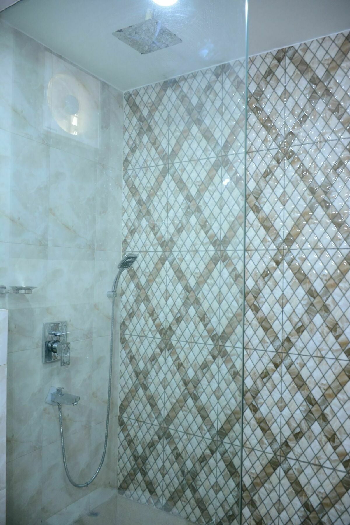 Hotel S.k Crown Park Naraina